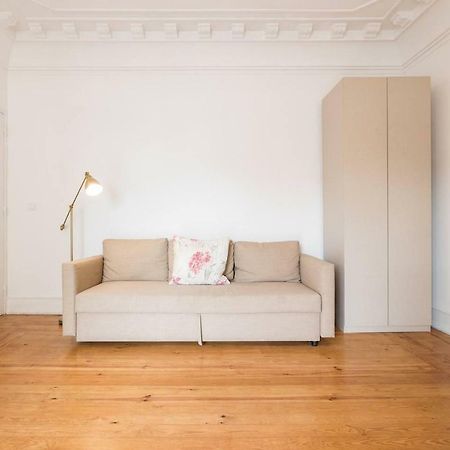 6 Clouds Apartment ลิสบอน ภายนอก รูปภาพ