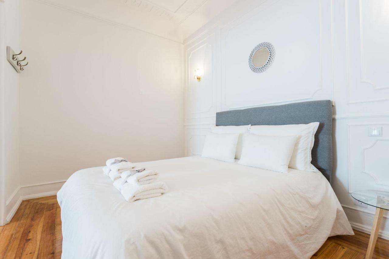 6 Clouds Apartment ลิสบอน ภายนอก รูปภาพ